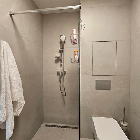 Modry Dunaj ברטיסלאבה